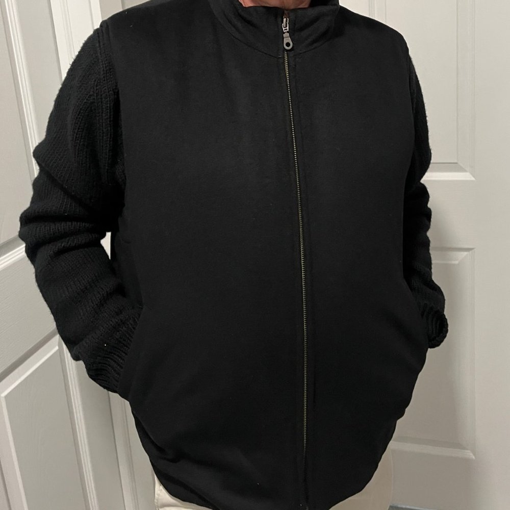 CASHMERE COMFORT & STYLE IN A MEN'S CONVERTIBLE COAT